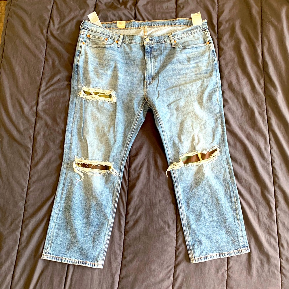 Men Levi’s 541 ripped jeans 46 waist